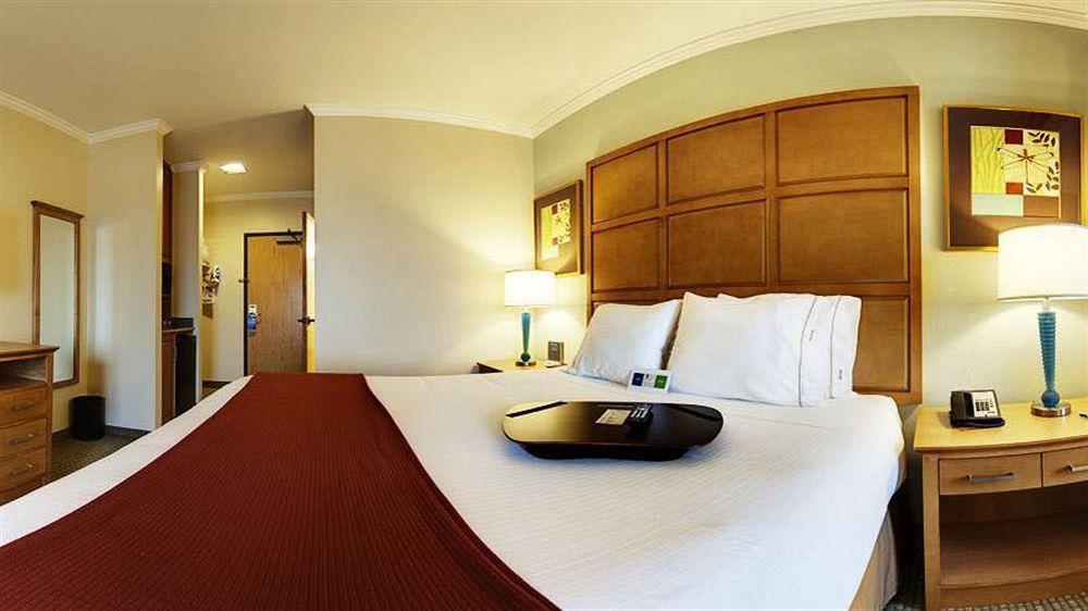 Holiday Inn Express & Suites Santa Clara - Silicon Valley By Ihg Dış mekan fotoğraf