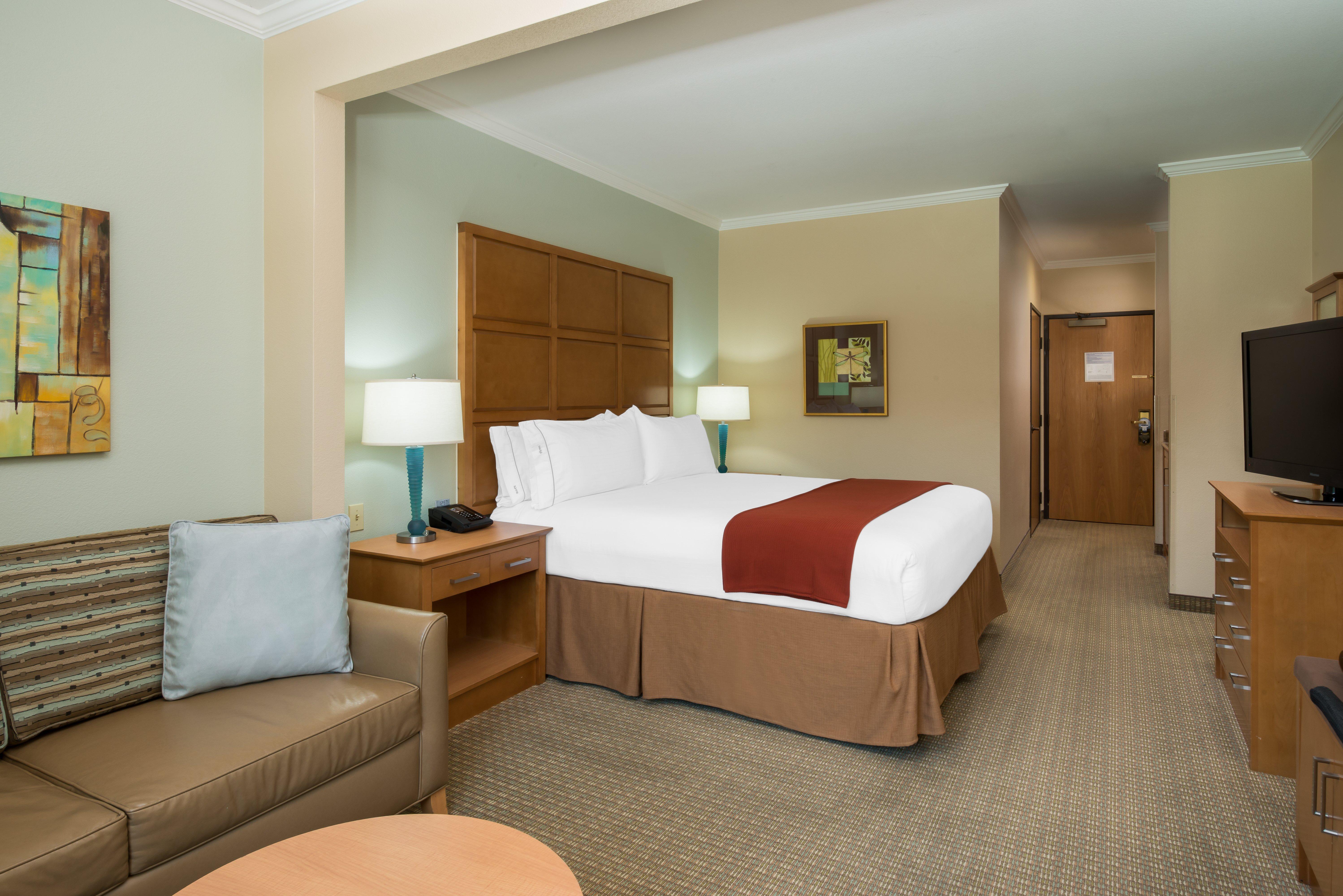 Holiday Inn Express & Suites Santa Clara - Silicon Valley By Ihg Dış mekan fotoğraf