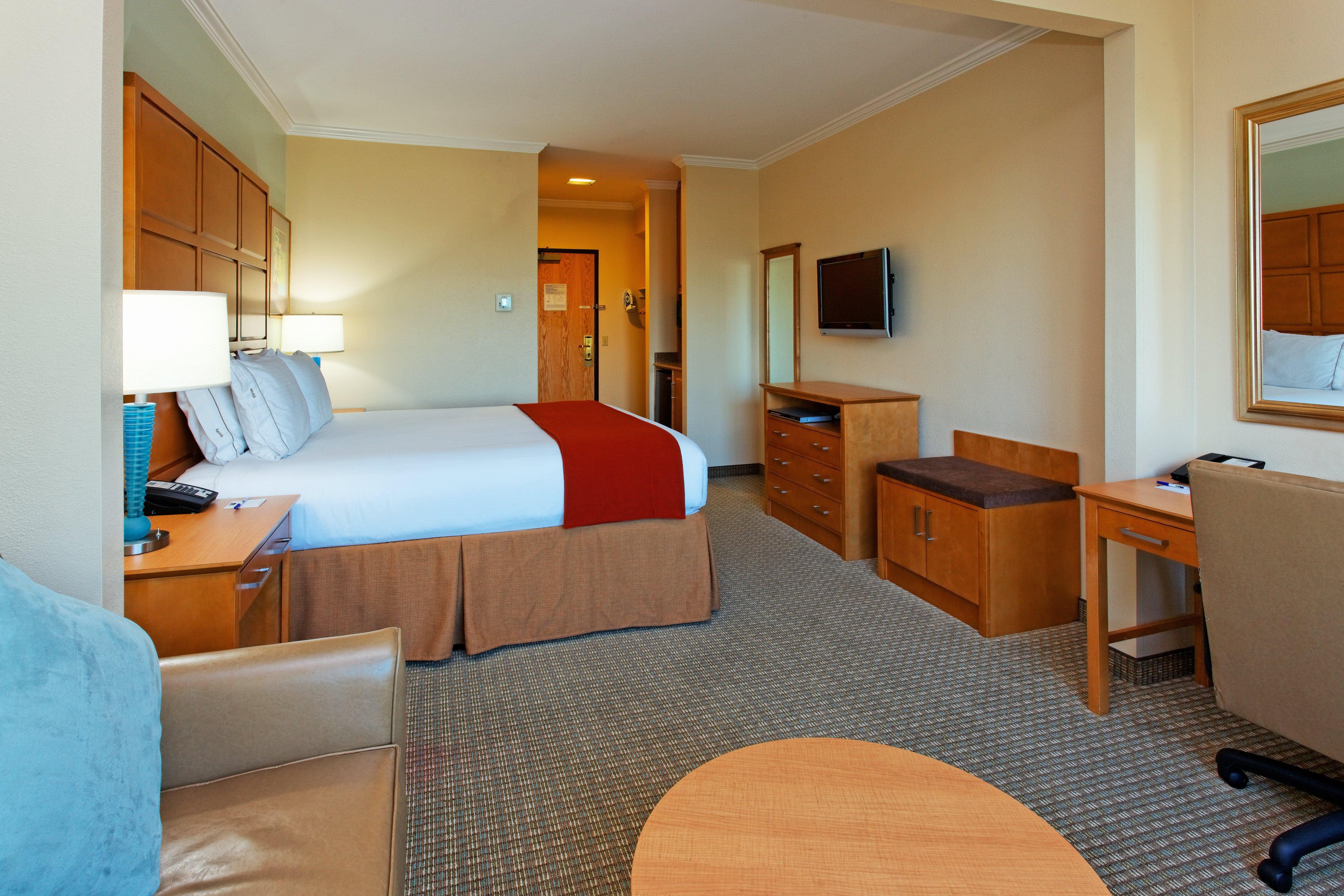 Holiday Inn Express & Suites Santa Clara - Silicon Valley By Ihg Dış mekan fotoğraf